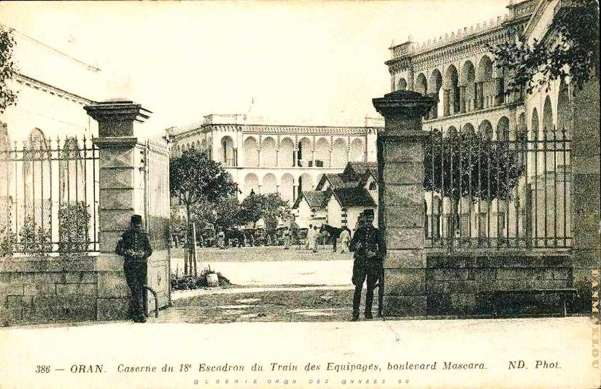 CA da- 011- Casernes artillerie et train des equipages.jpg